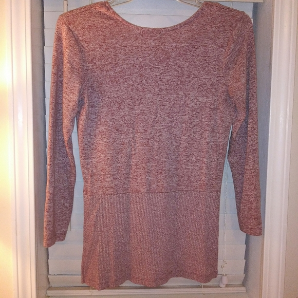 Thyme & Honey Red Grey High Low Hem Sweater 3/4 Sleeves Small - Picture 3 of 11